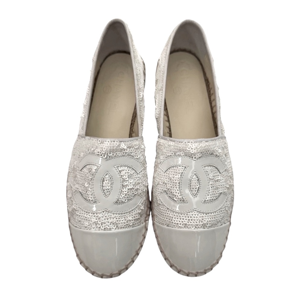 🆕💞CHANEL White Sequins Patent Leather CC Logo Cap Toe Espadrilles Flats • EU 37 - Picture 14 of 15